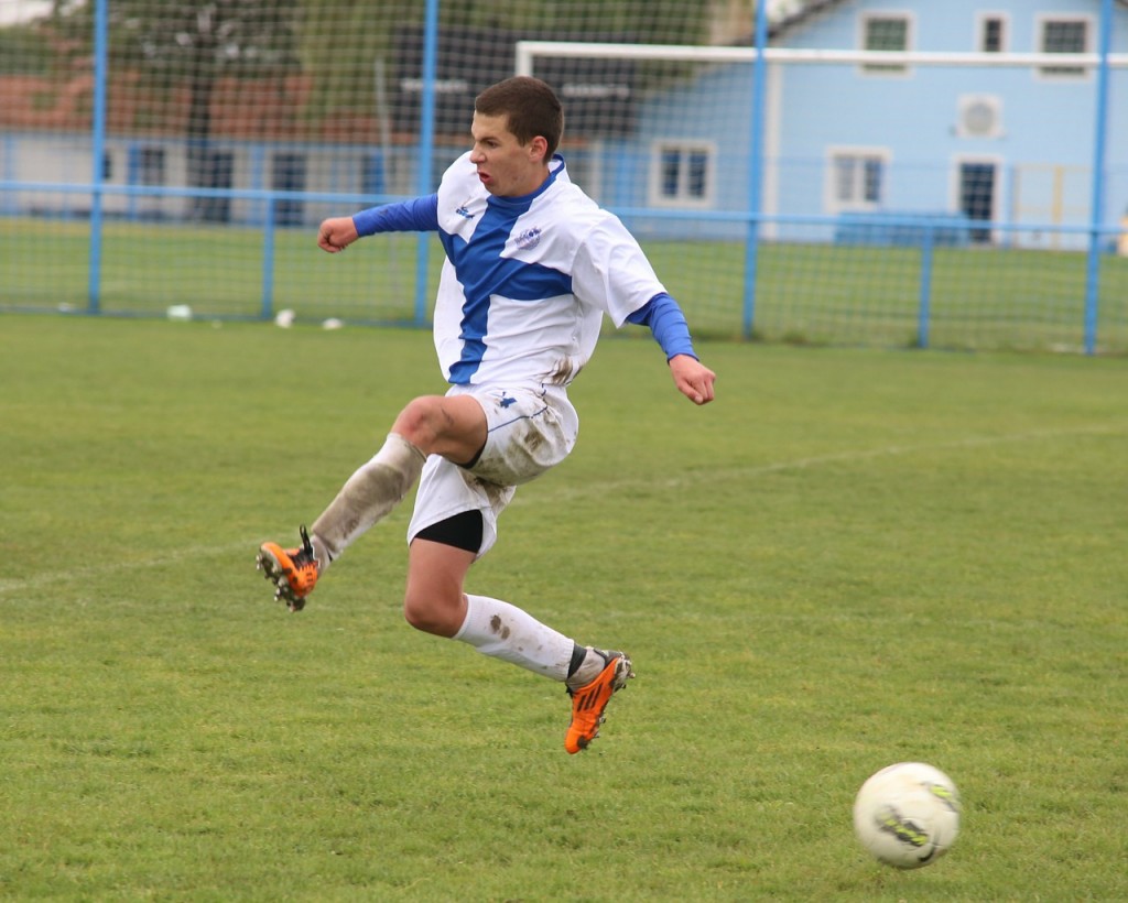 Football - player misses the ball